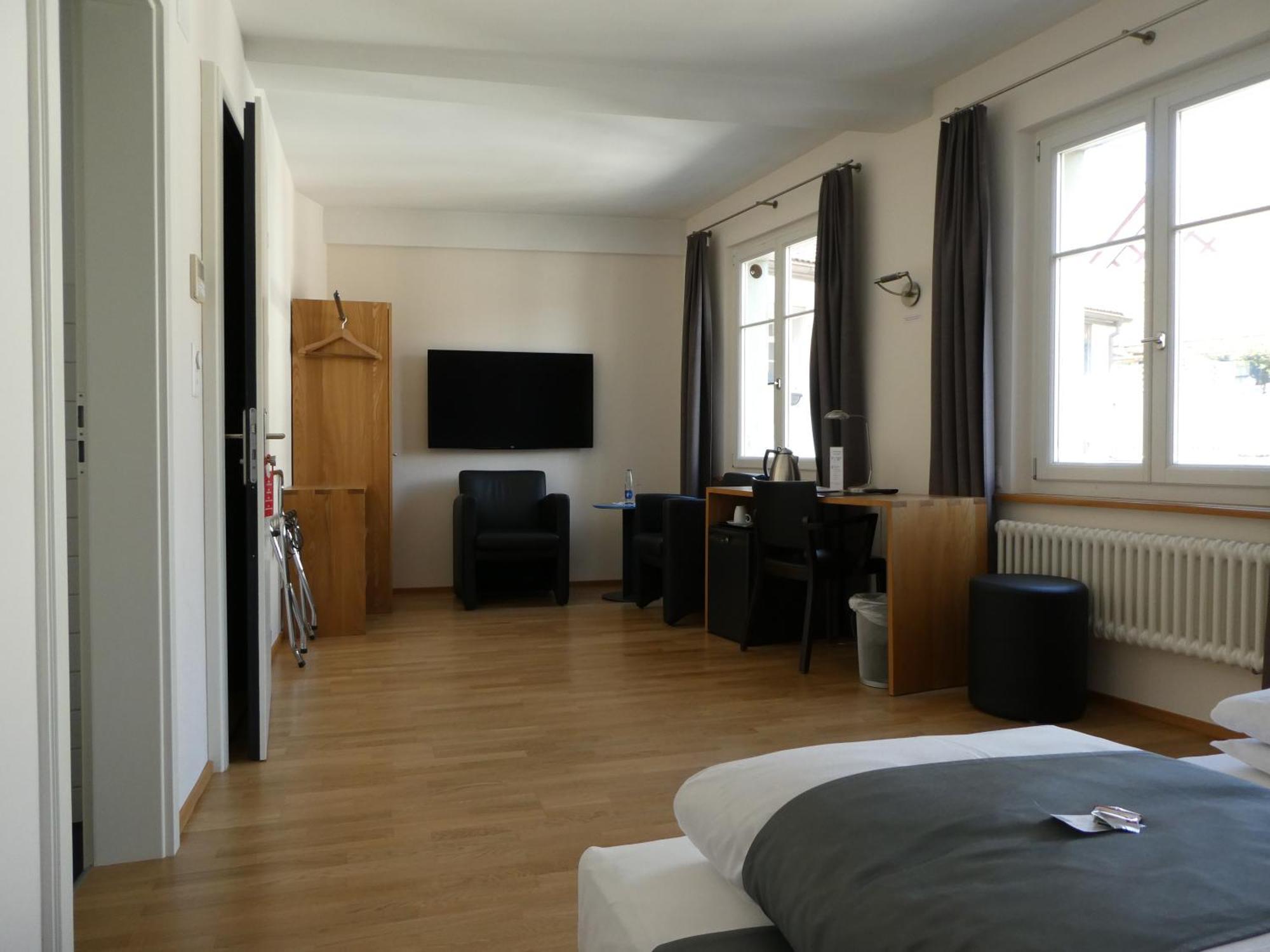 Hotel Le Lion - Self Check-In Bischofszell Екстериор снимка